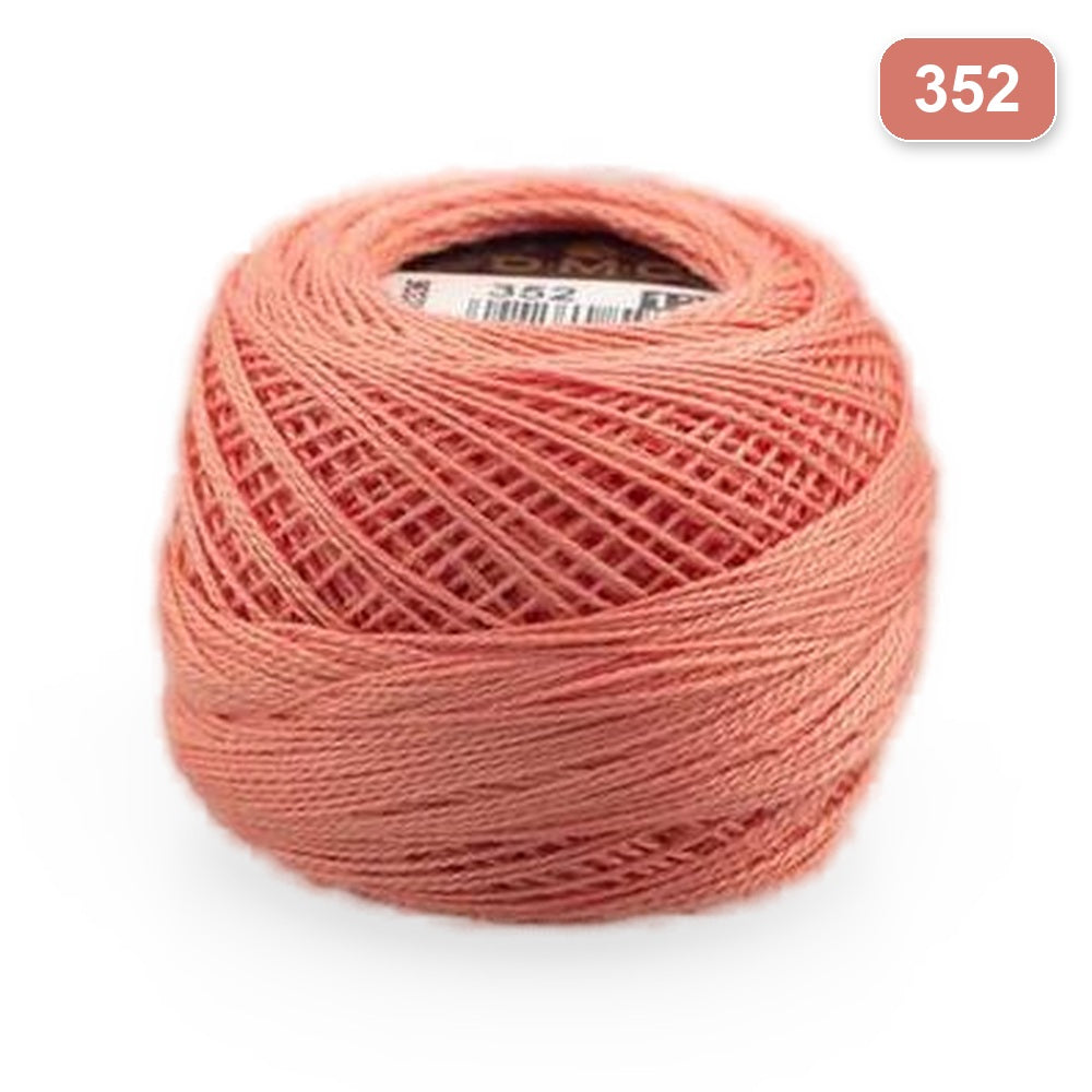 352