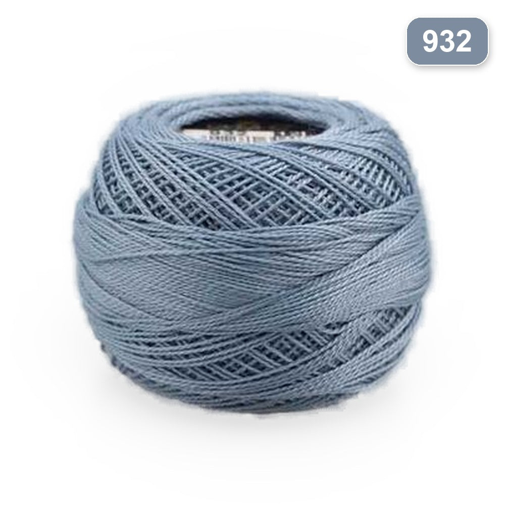 932
