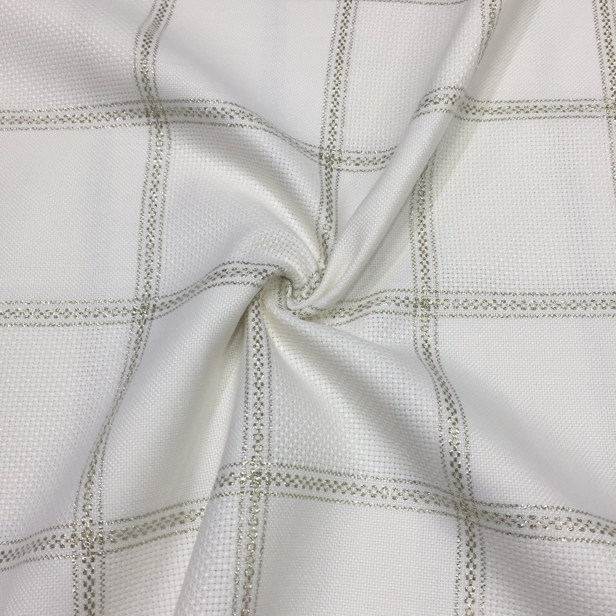 Etuval Linen Hereke Kumaş — yakın çekim