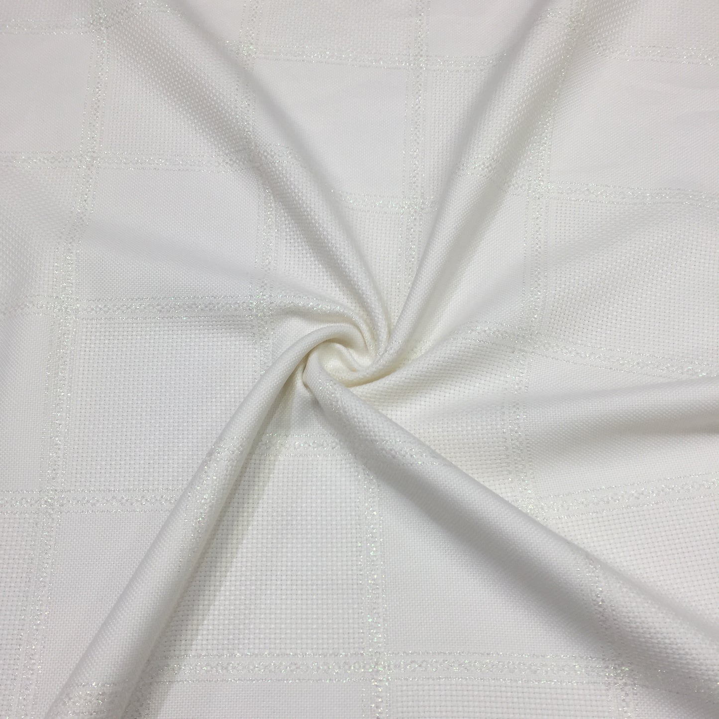Etuval Linen Hereke Kumaş — doku detayı